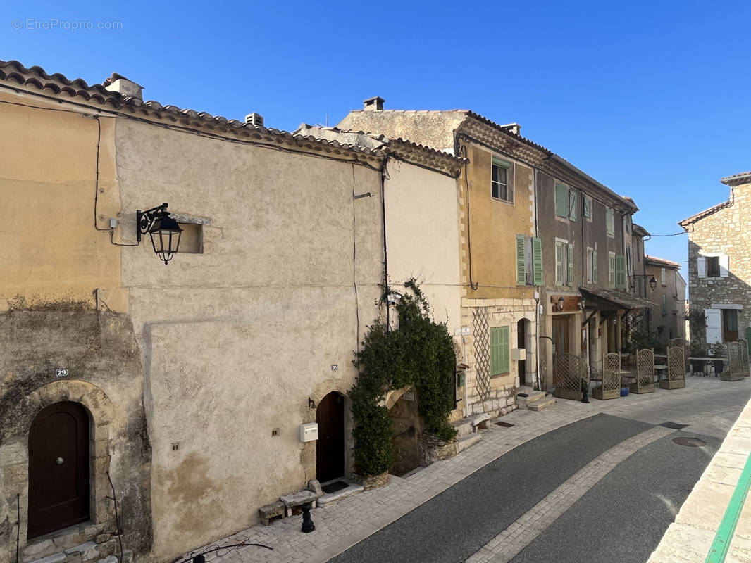 Maison à BAUDINARD-SUR-VERDON