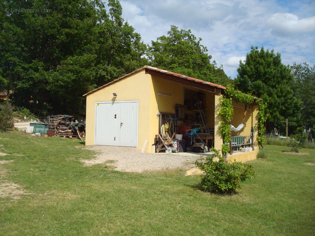 Maison à REGUSSE