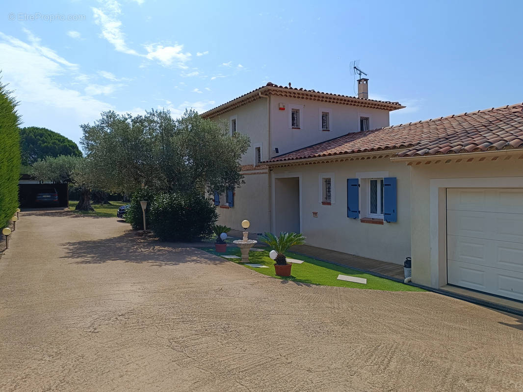 Maison à MOISSAC-BELLEVUE