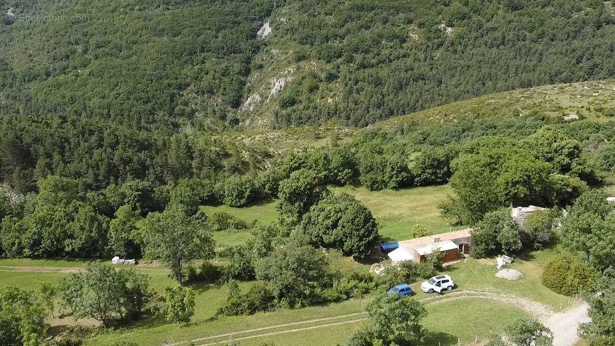 Maison à LA PALUD-SUR-VERDON