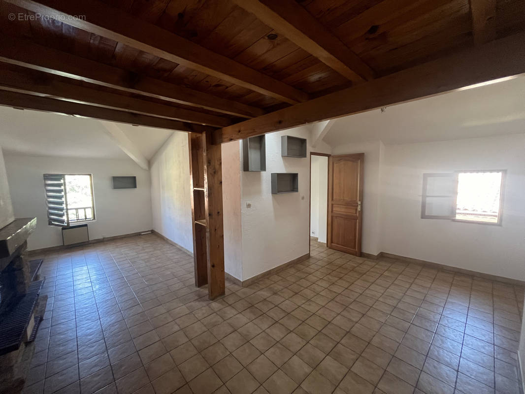 Appartement à DRAGUIGNAN