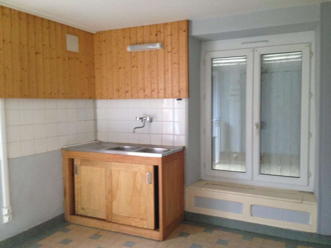 Appartement à MONTFORT-LE-GESNOIS