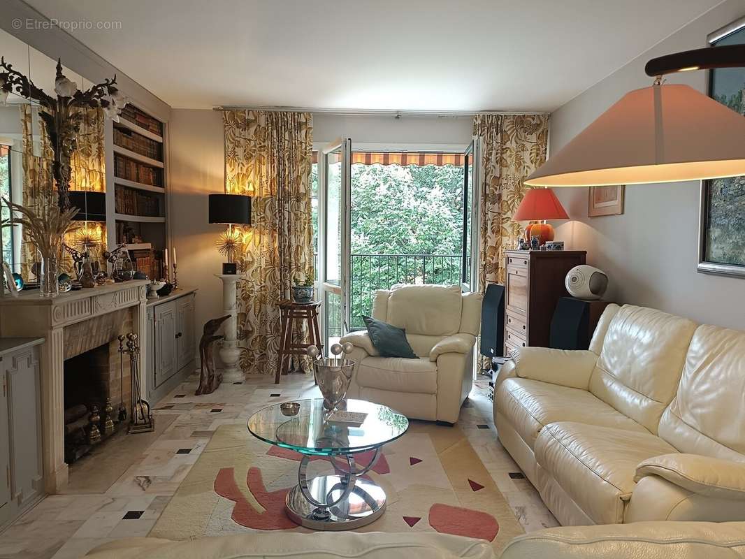 Appartement à FONTAINEBLEAU