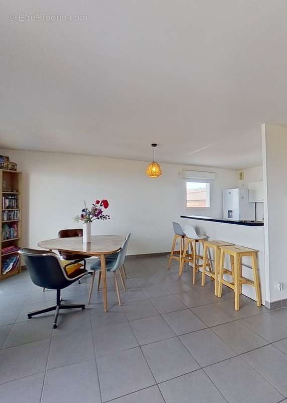 Appartement à MARSEILLE-16E