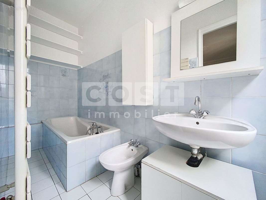 Appartement à ASNIERES-SUR-SEINE