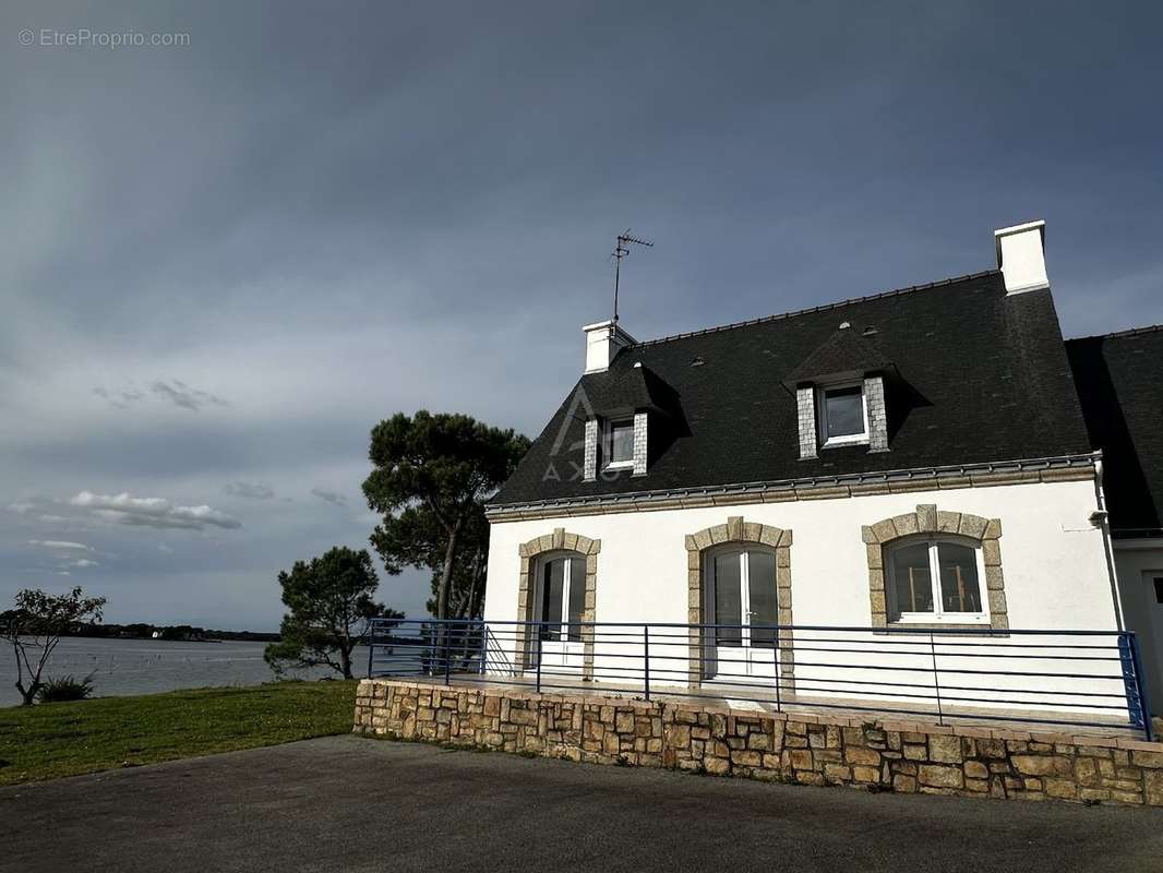 Maison à LOCOAL-MENDON