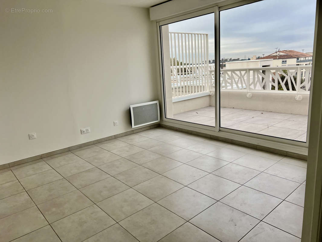 Appartement à NIMES