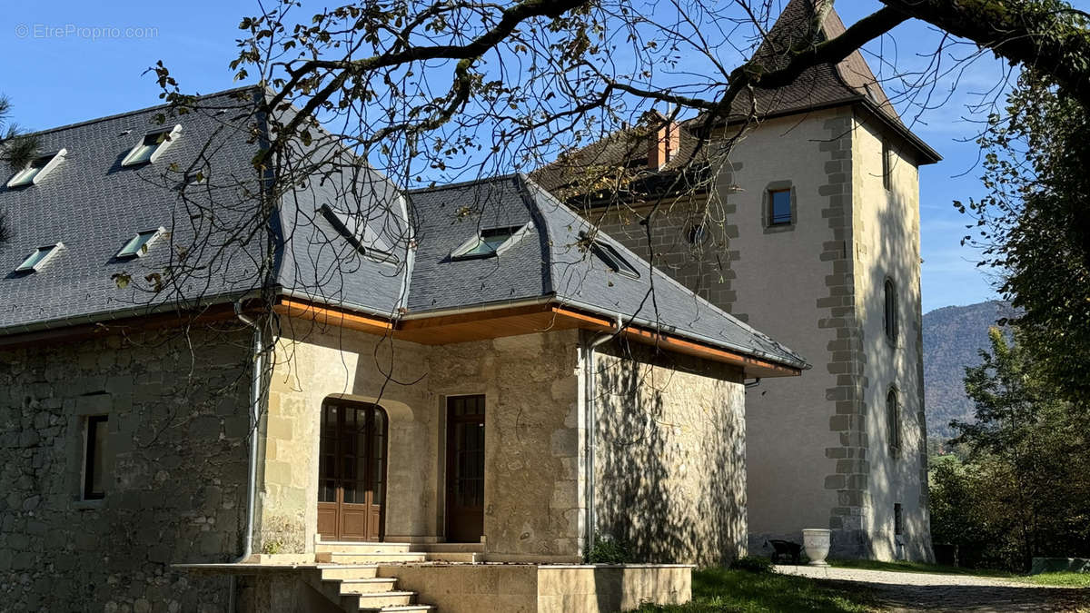 Appartement à ALBY-SUR-CHERAN