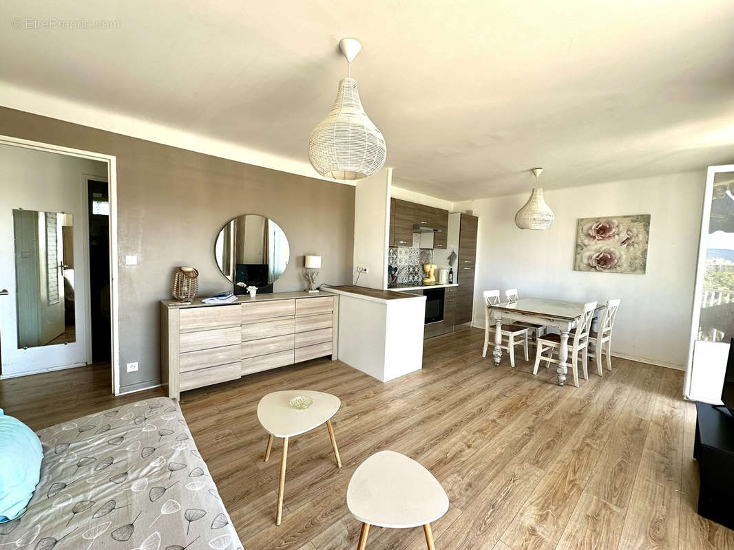 Appartement à FREJUS