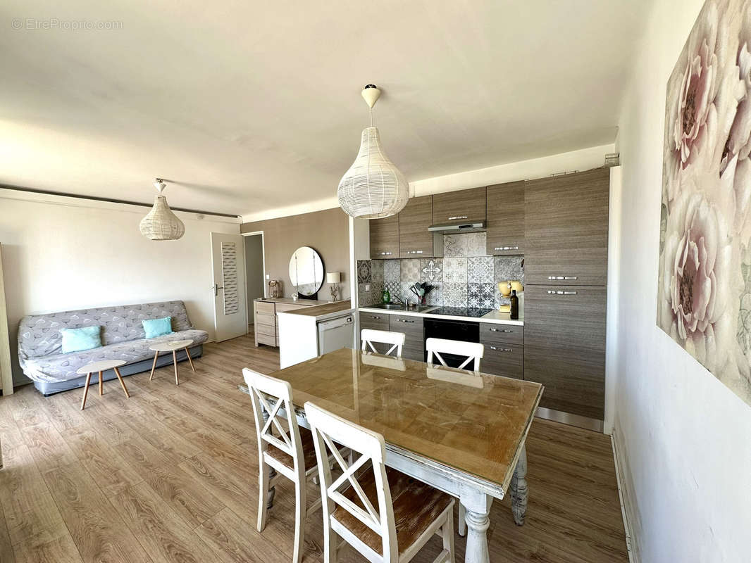 Appartement à FREJUS