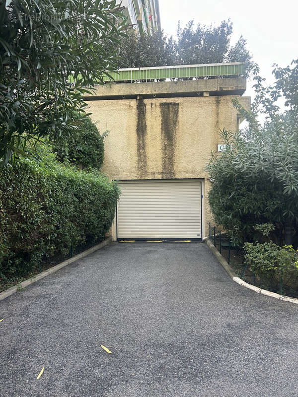 Parking à NICE