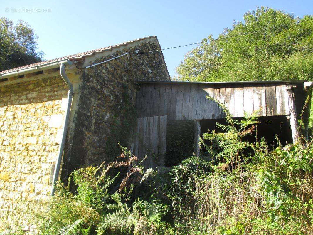 Maison à MARQUAY