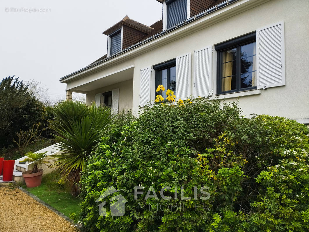 Maison à CHAMBRAY-LES-TOURS