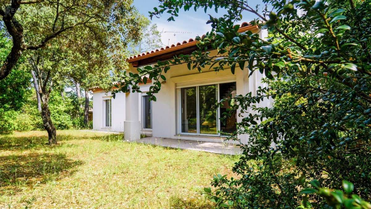 Maison à NIMES