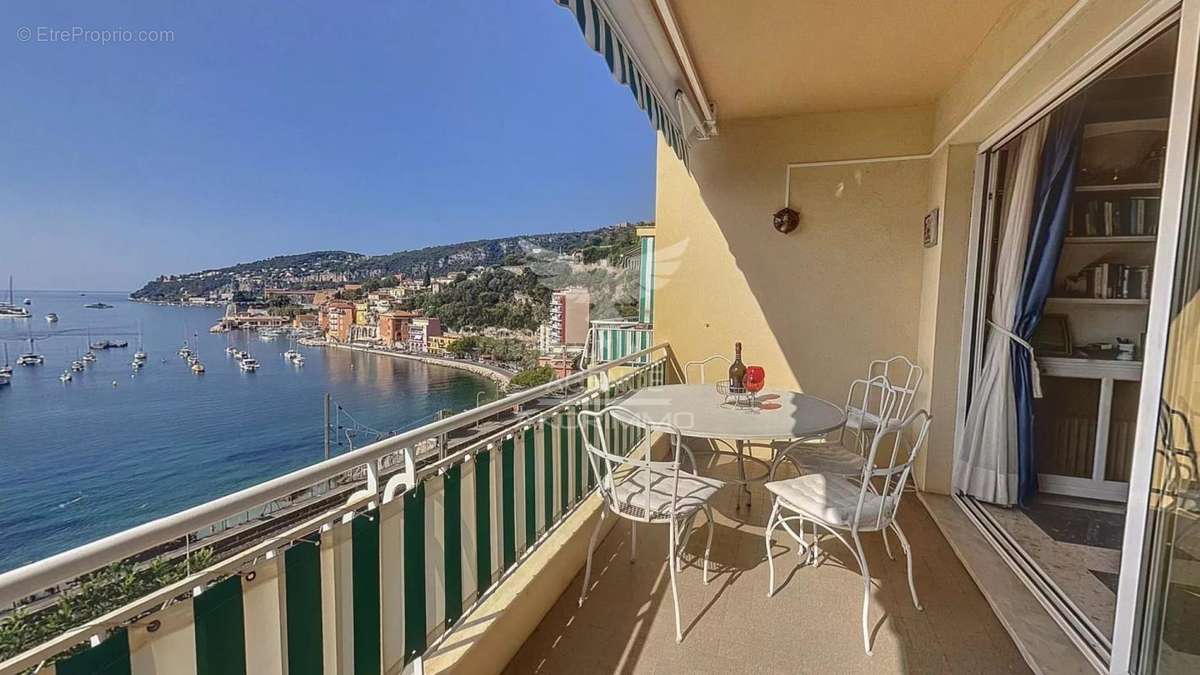 Appartement à VILLEFRANCHE-SUR-MER