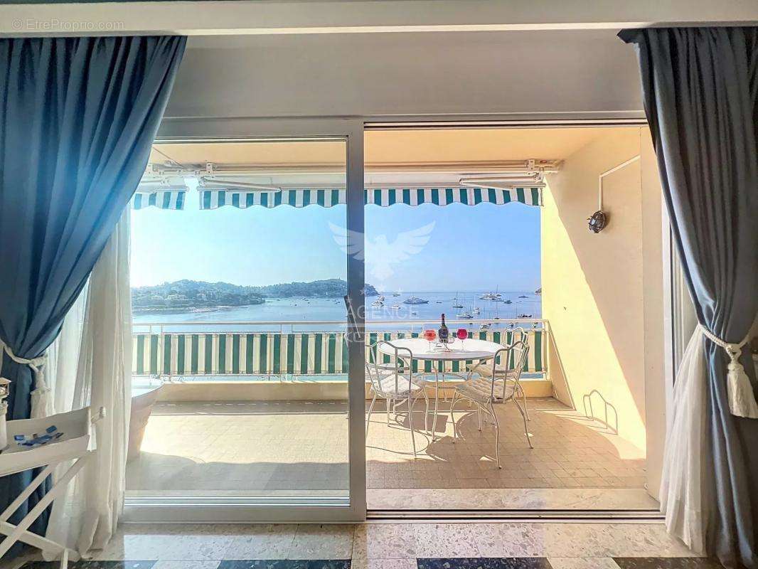 Appartement à VILLEFRANCHE-SUR-MER