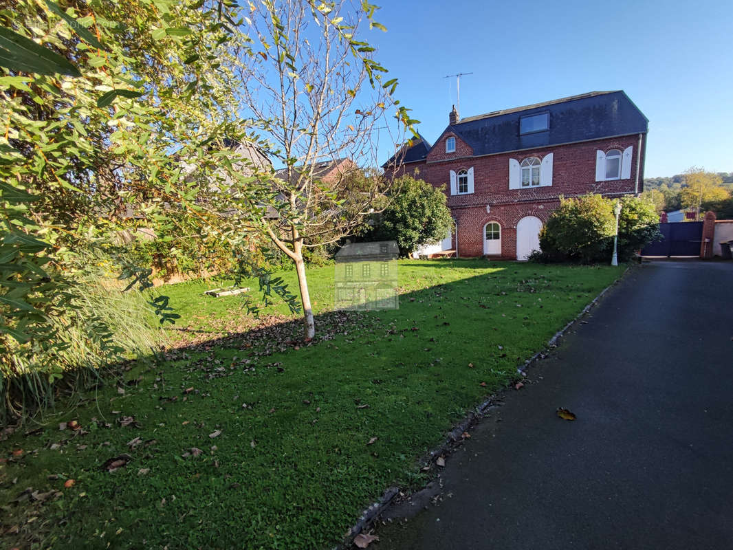 Maison à BERNAY