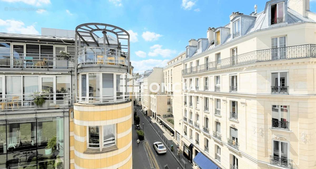 Appartement à PARIS-3E