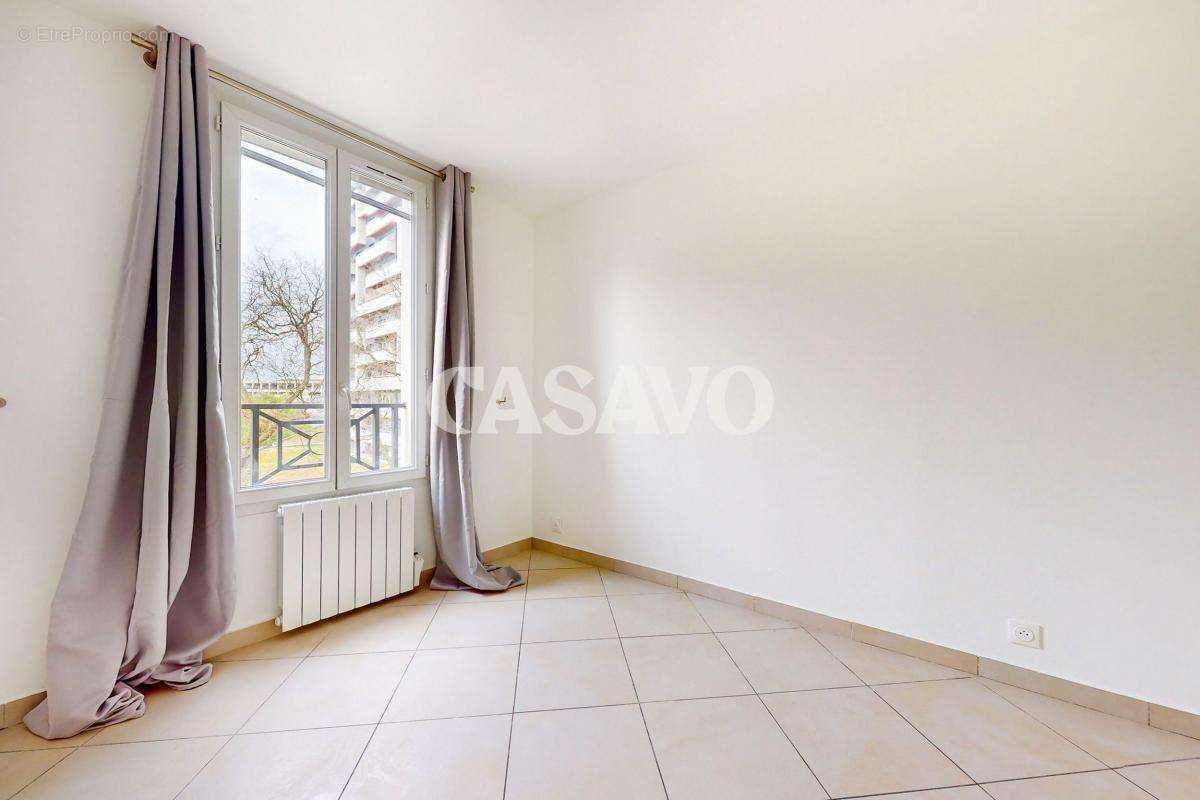 Appartement à PARIS-19E