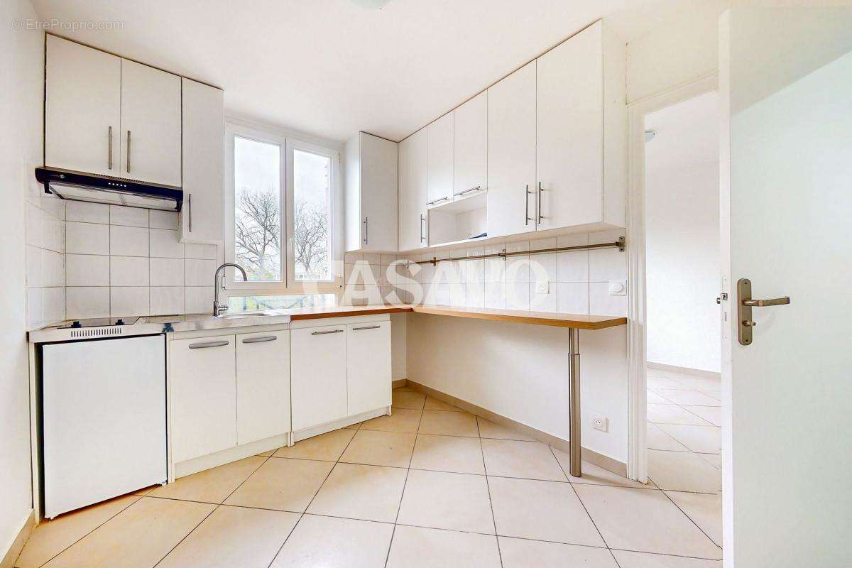 Appartement à PARIS-19E