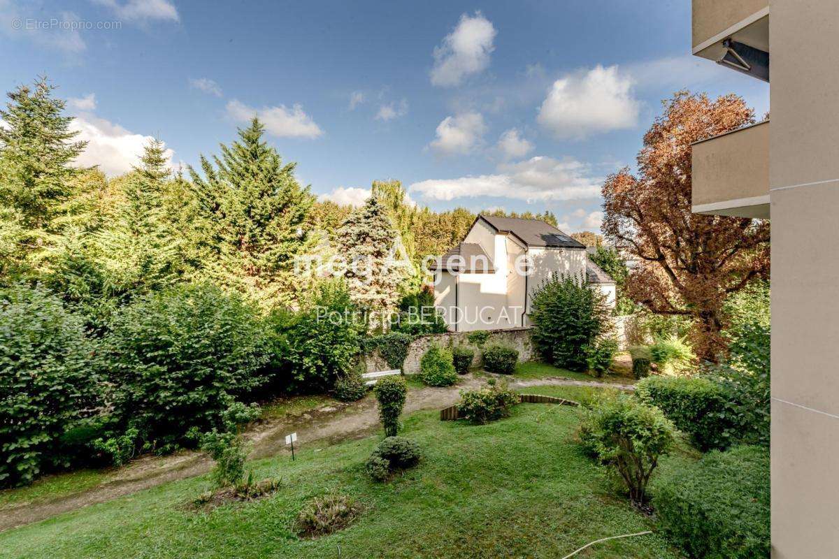 Appartement à SAINT-MAUR-DES-FOSSES