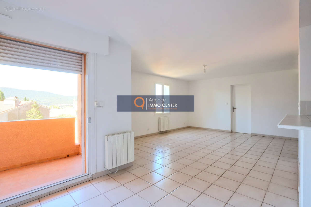 Appartement à HYERES