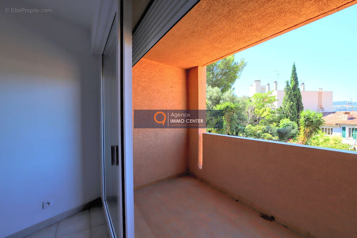 Appartement à HYERES