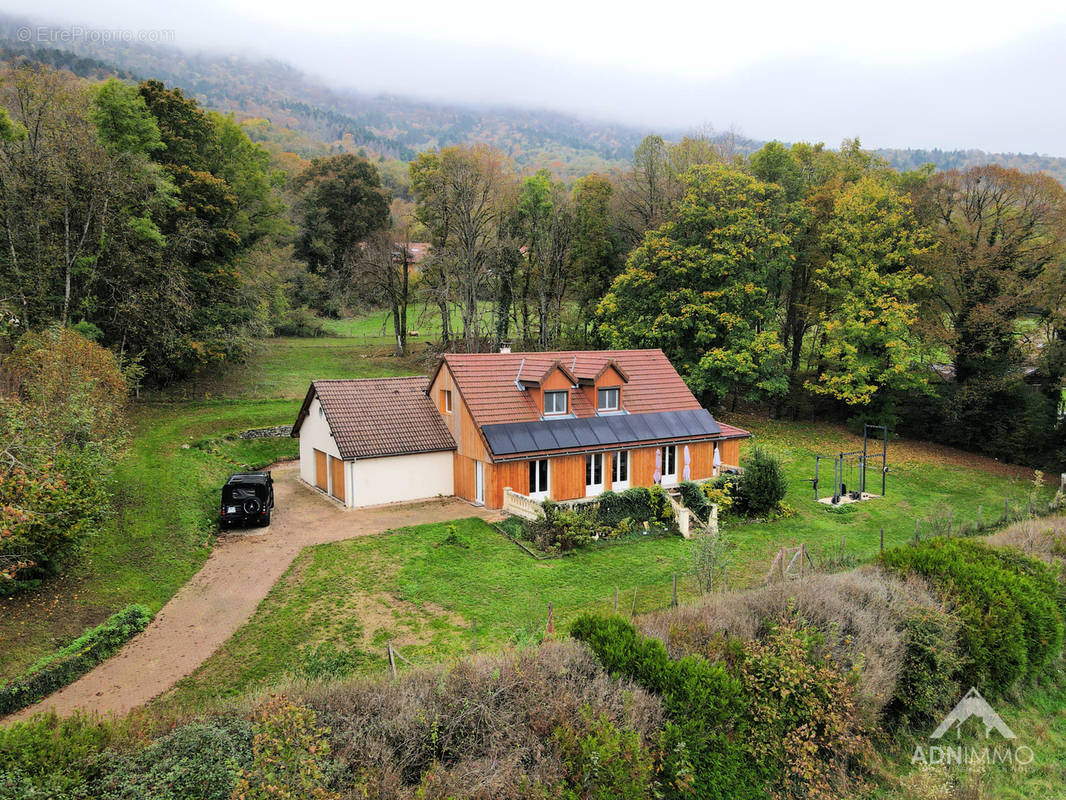 Maison à FARGES