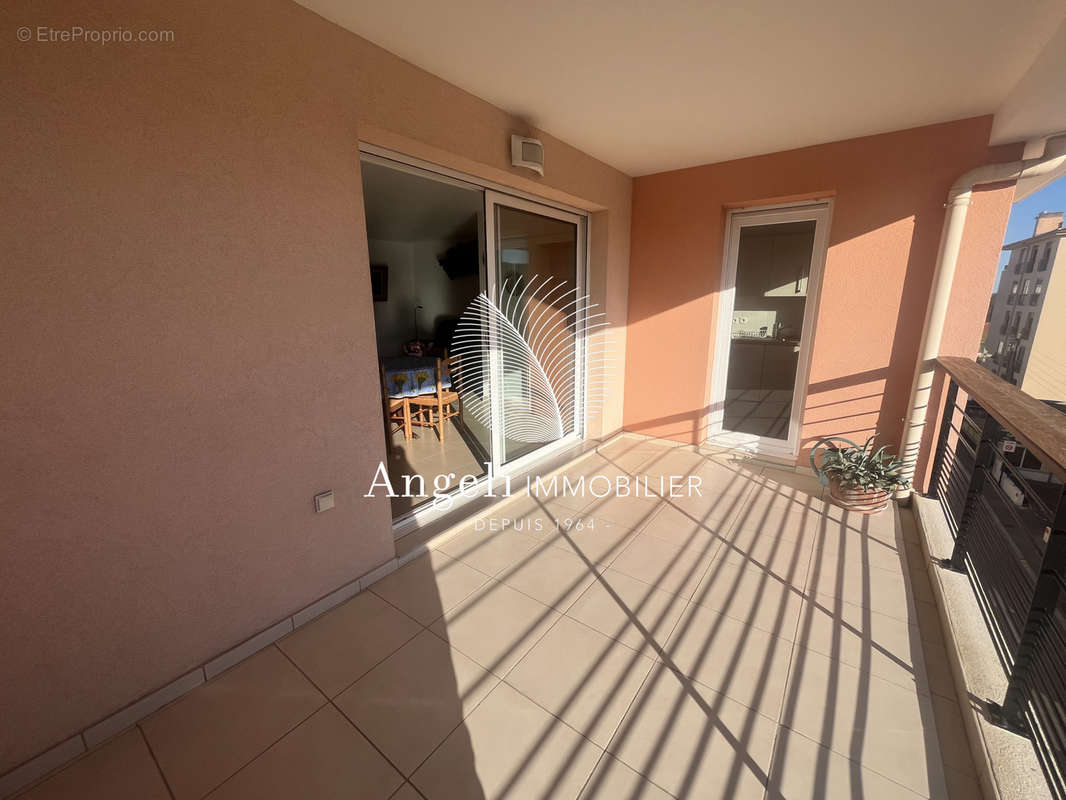 Appartement à FREJUS