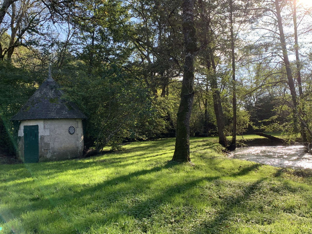 Maison à REUGNY