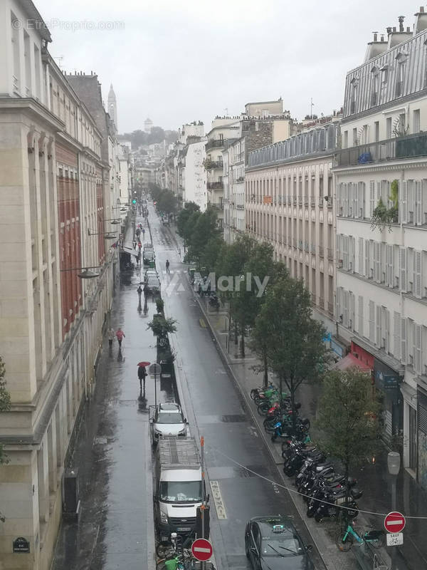 Appartement à PARIS-18E