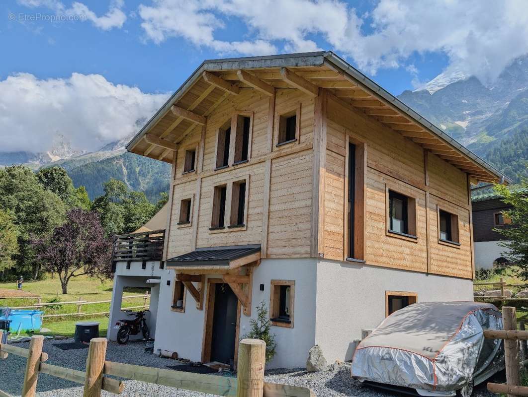 Maison à LES HOUCHES