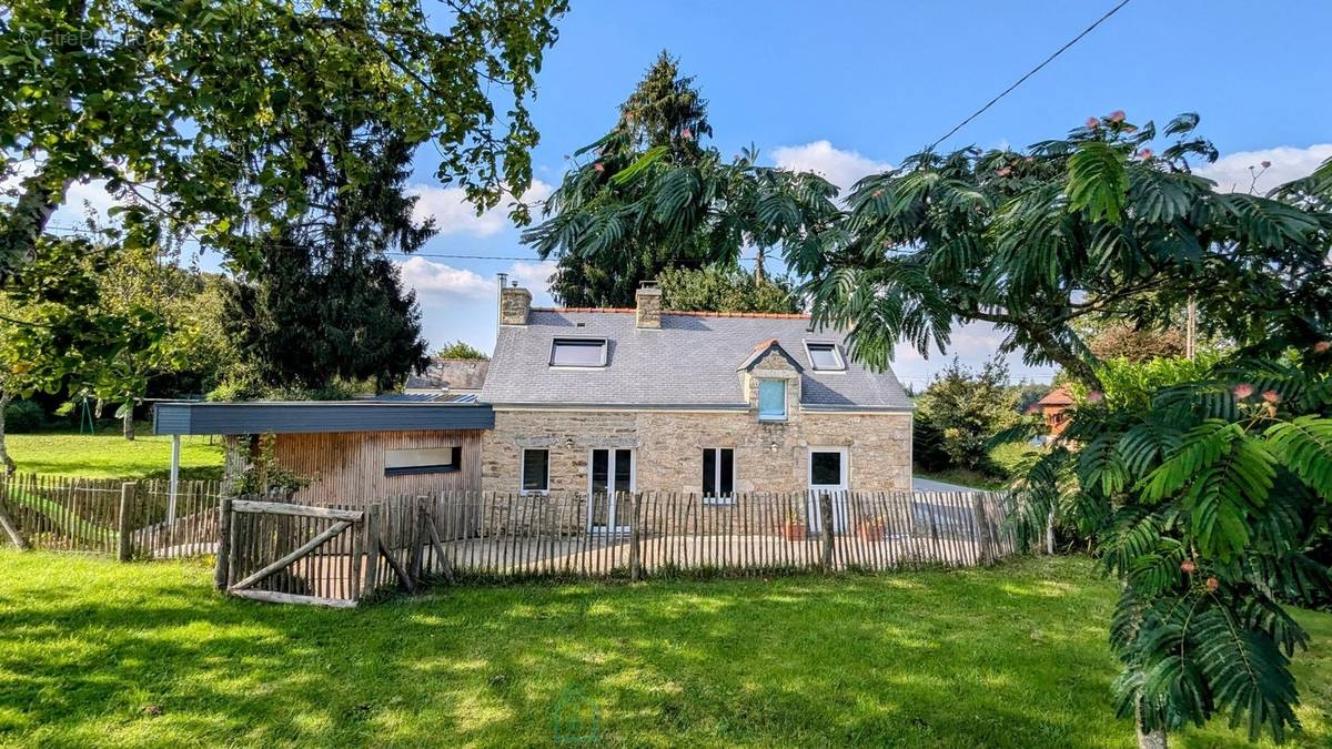 Maison à CAMORS