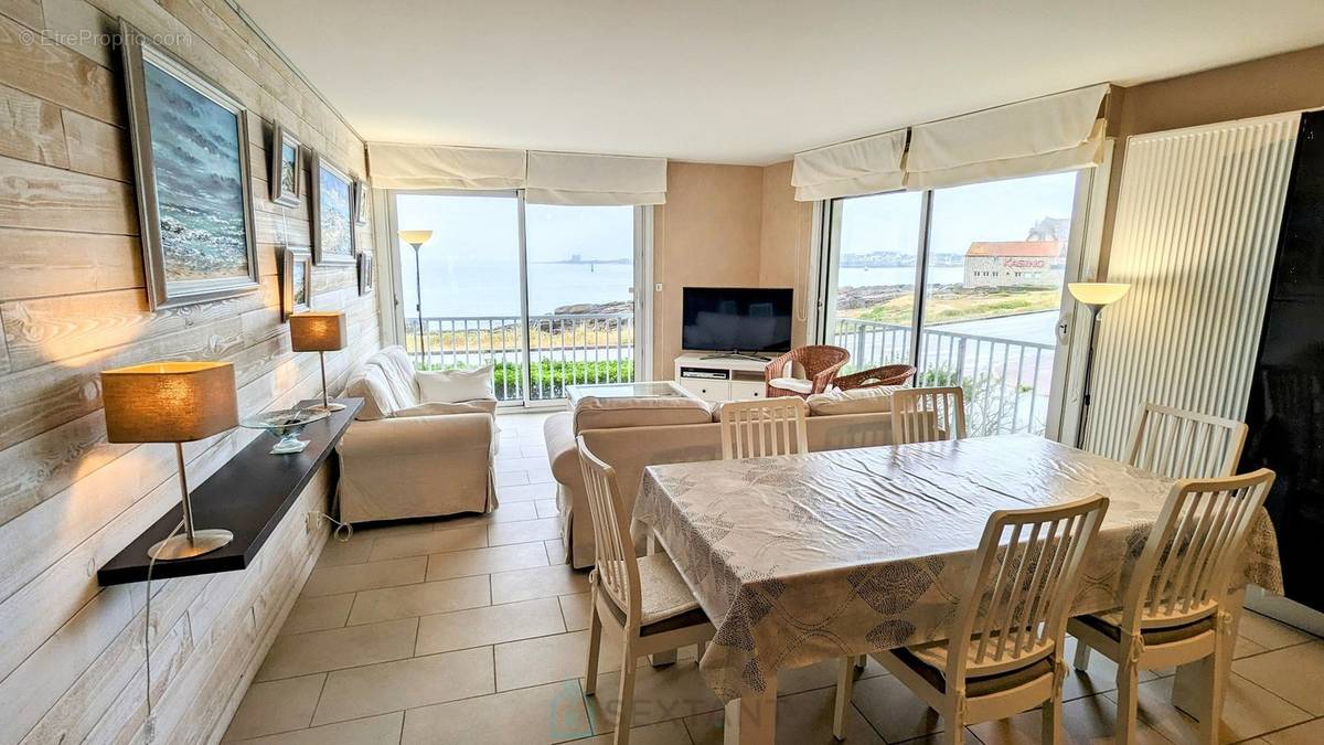 Appartement à QUIBERON