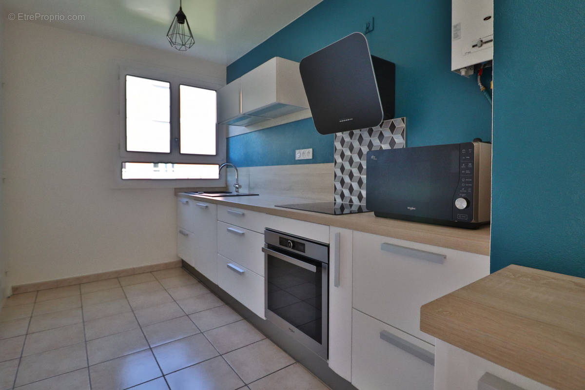 Appartement à SAINT-JULIEN-LES-VILLAS