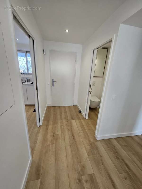 Appartement à VILLENEUVE-LOUBET