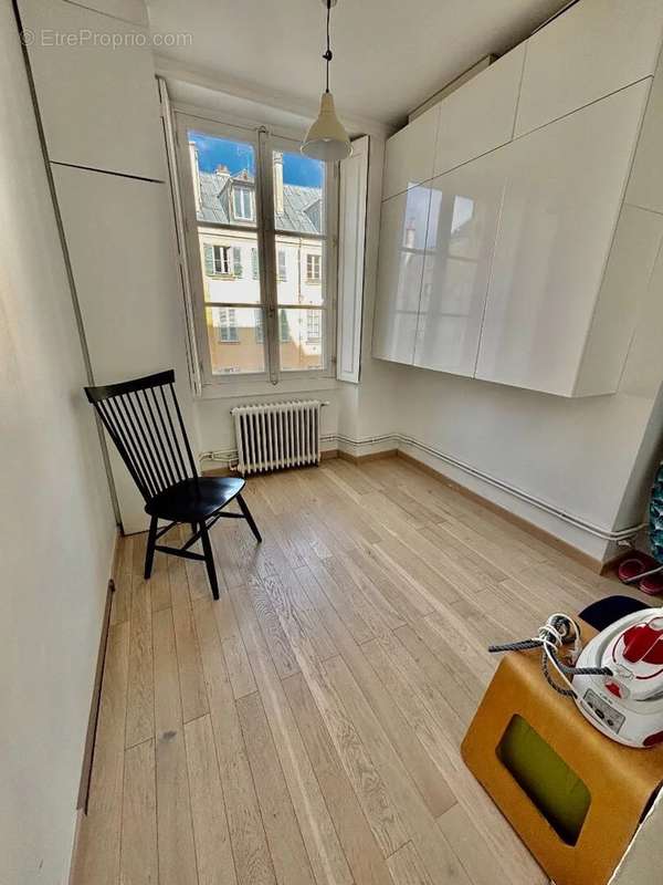 Appartement à VERSAILLES