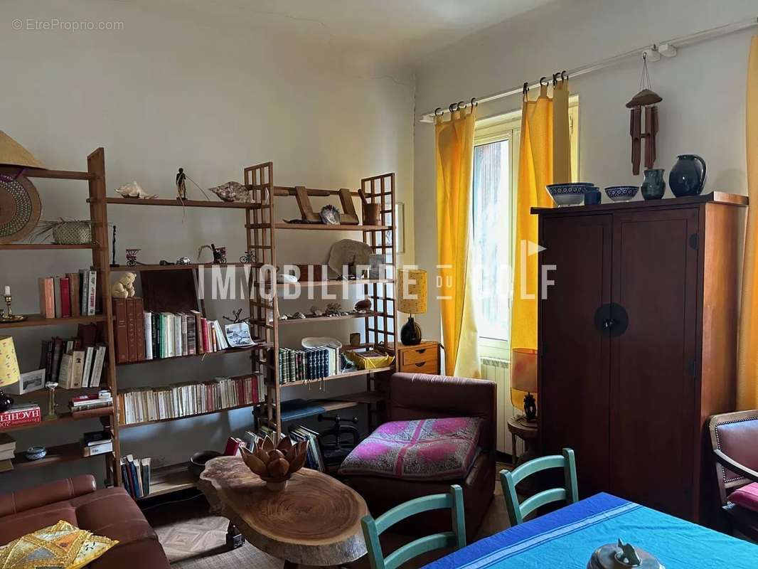 Appartement à MARSEILLE-6E