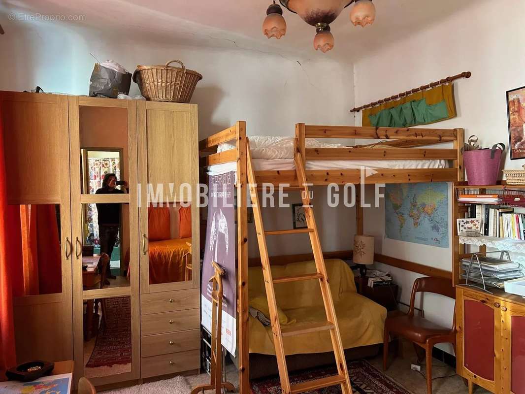 Appartement à MARSEILLE-6E