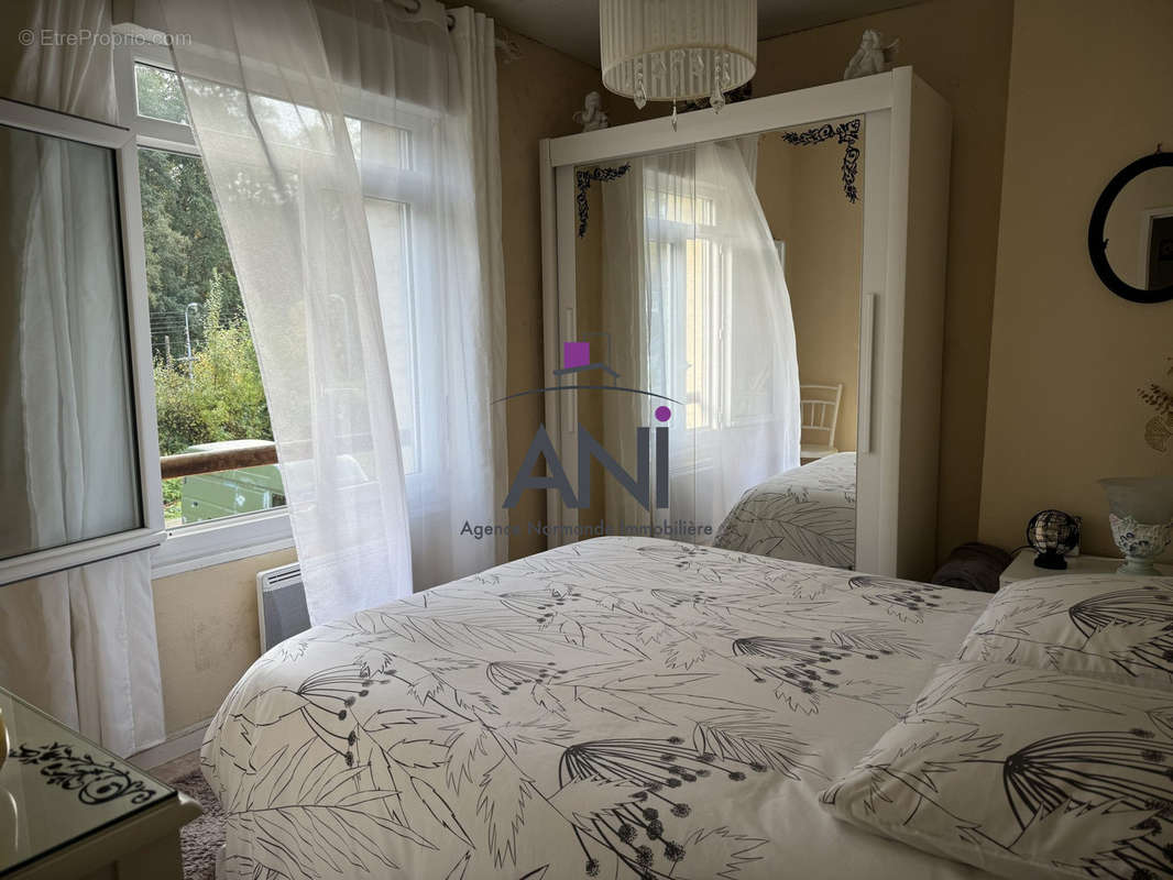 SUITE T3 1ER ETAGE  - Appartement à LONGUEVILLE-SUR-SCIE