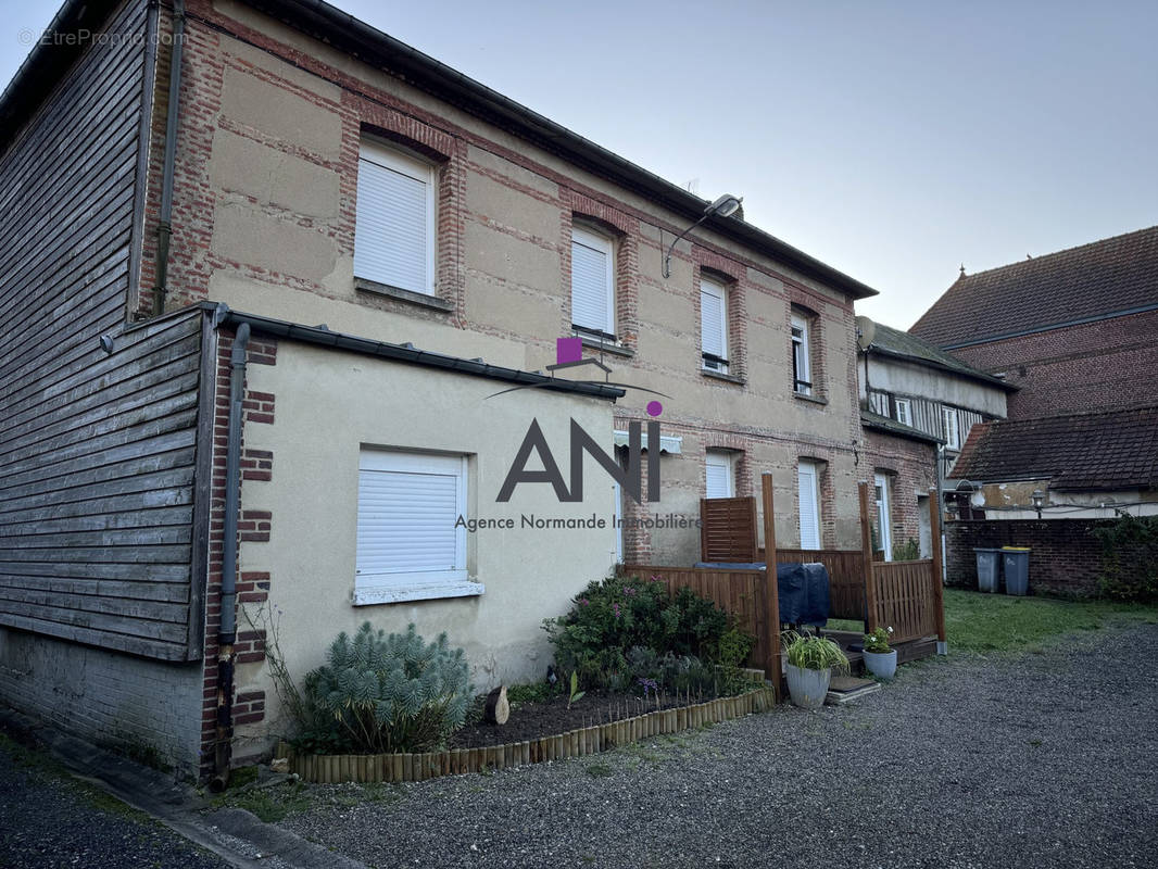 Appartement à LONGUEVILLE-SUR-SCIE