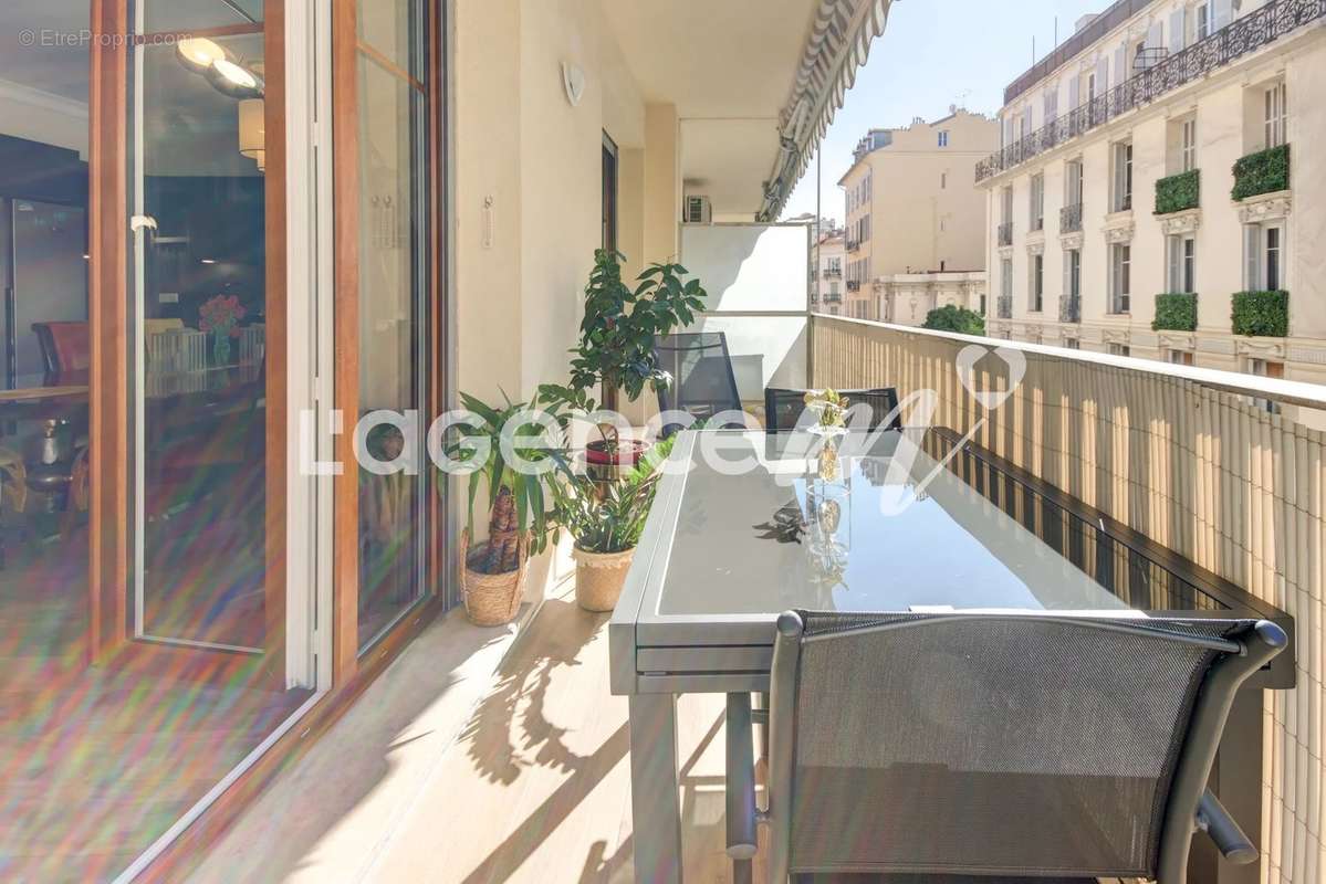 Appartement à NICE