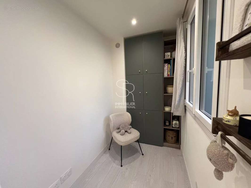 Appartement à VILLENEUVE-LOUBET