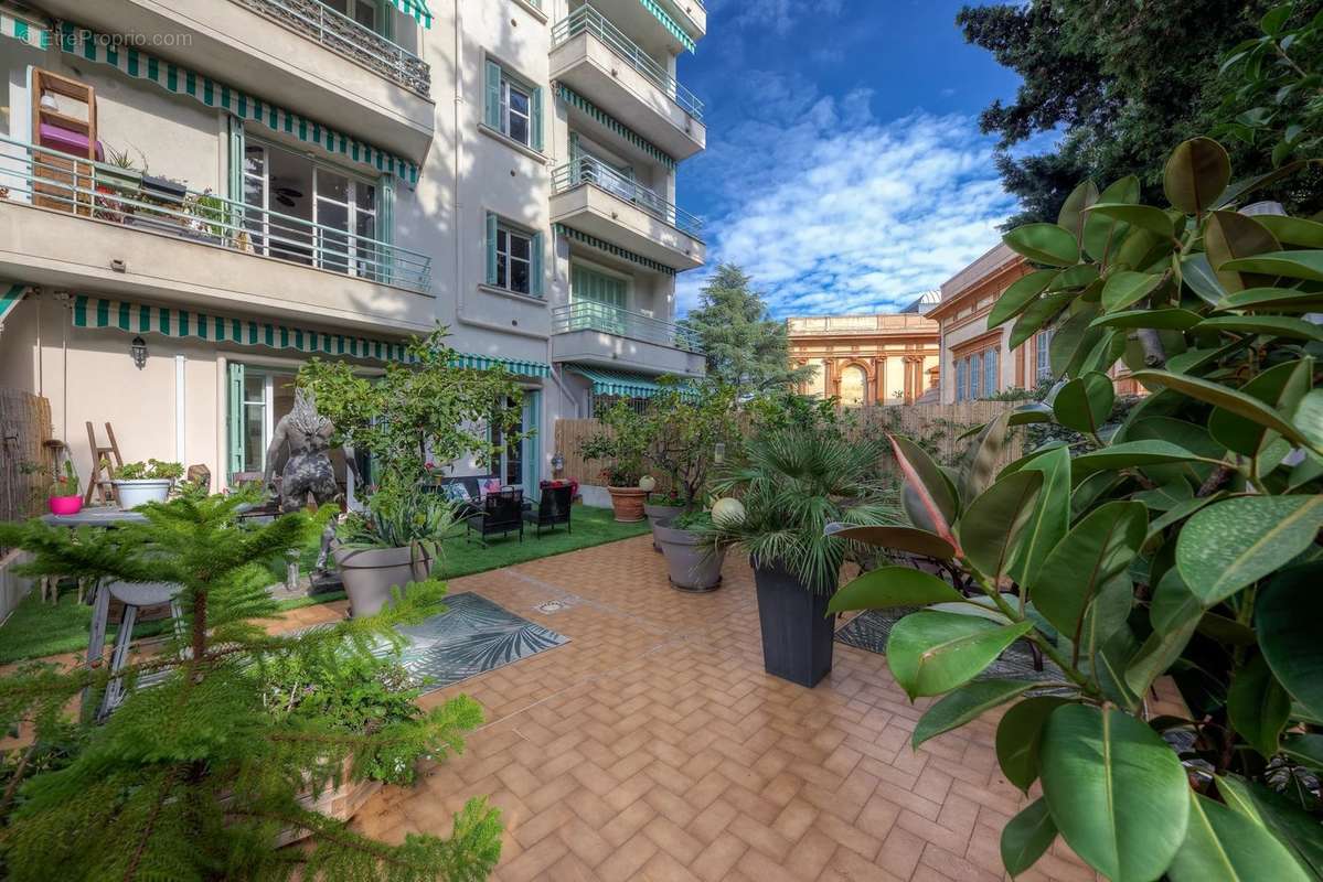 Appartement à NICE