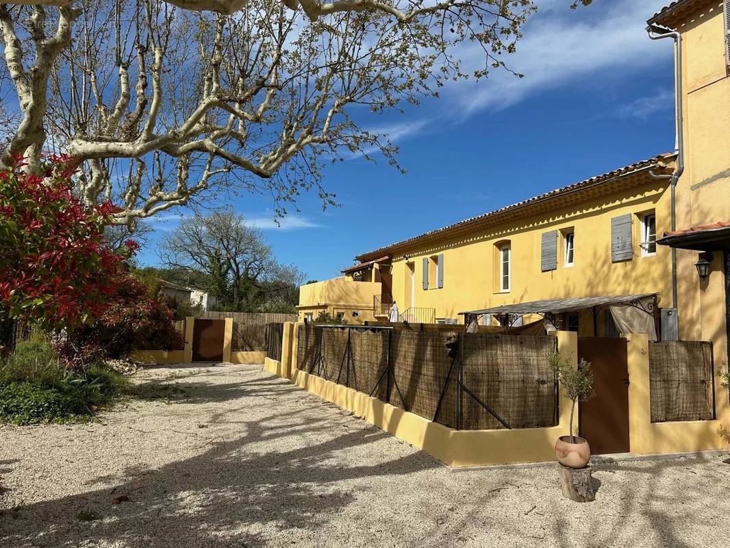 Appartement à ARLES