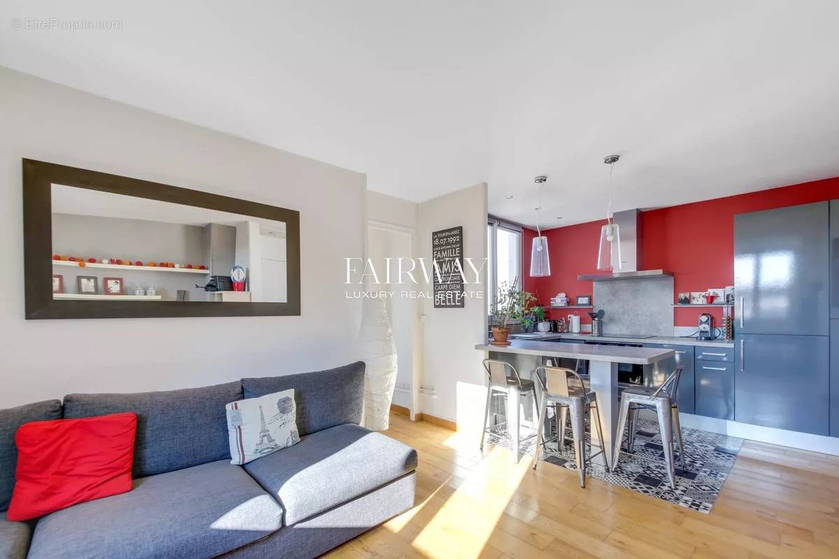 Appartement à PARIS-8E