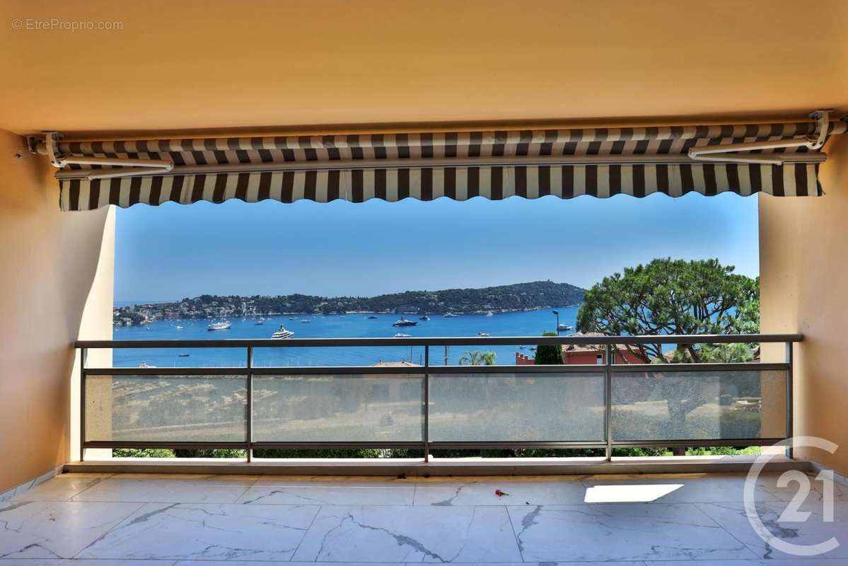 Appartement à VILLEFRANCHE-SUR-MER