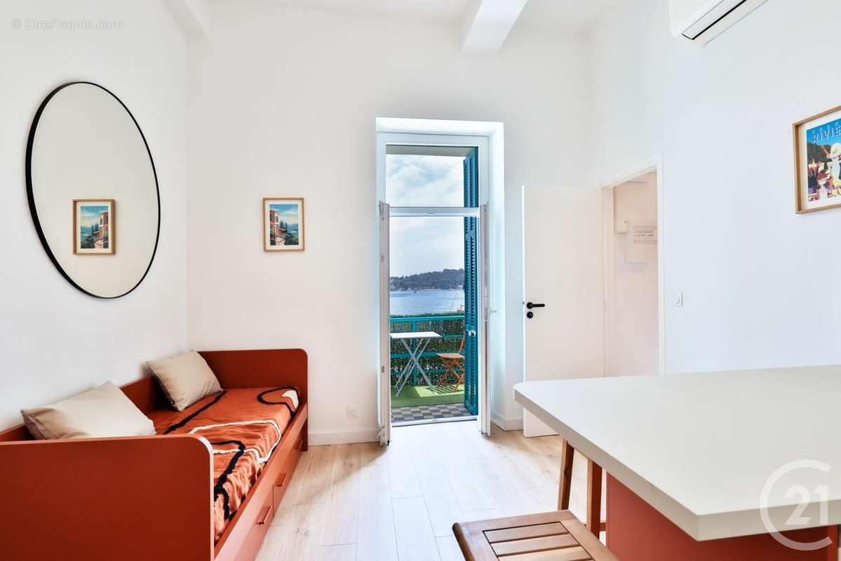 Appartement à VILLEFRANCHE-SUR-MER