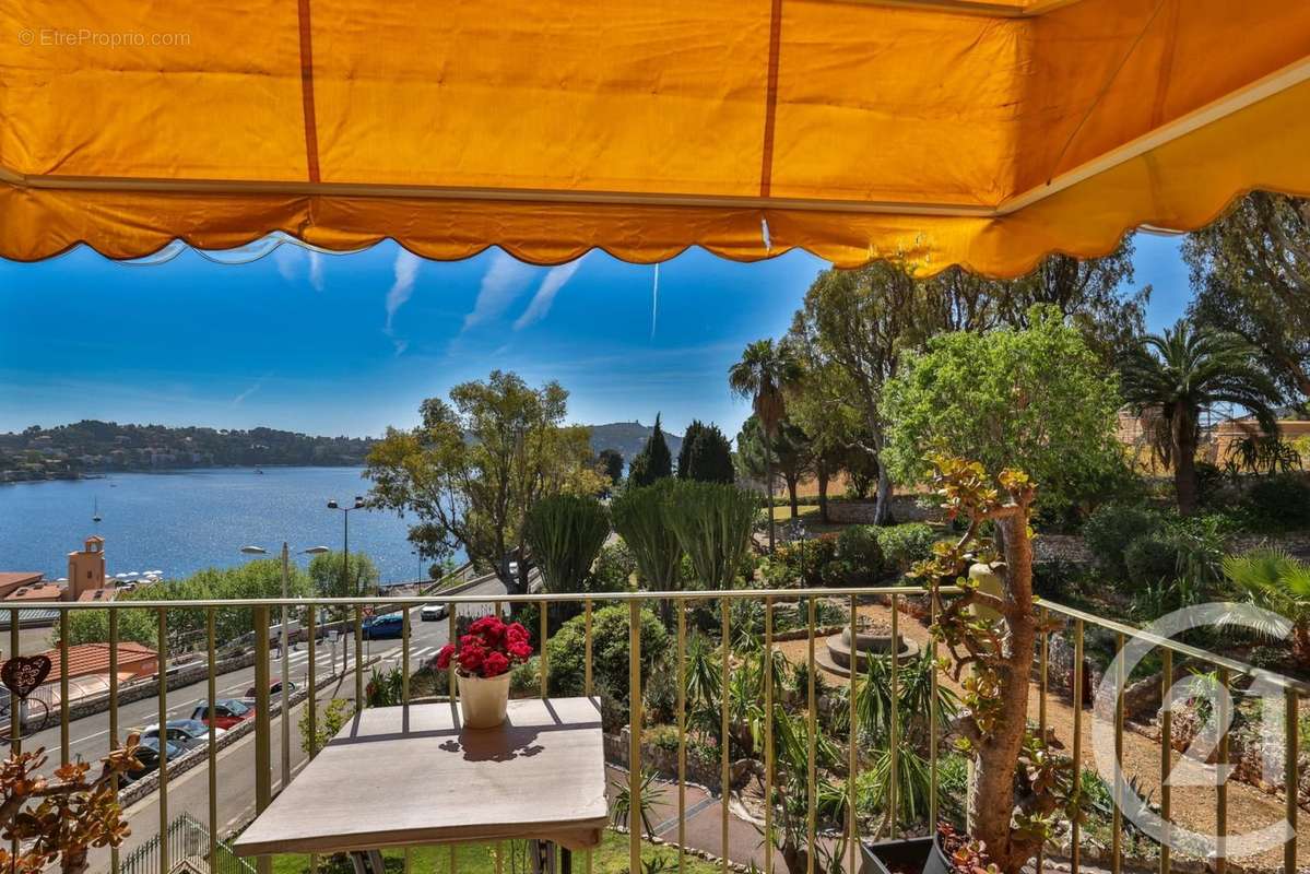 Appartement à VILLEFRANCHE-SUR-MER