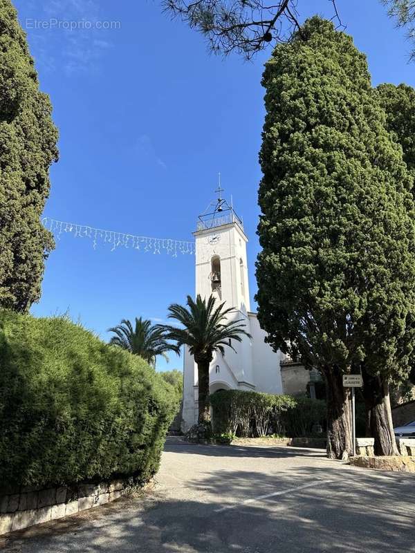 Maison à ROQUEFORT-LES-PINS